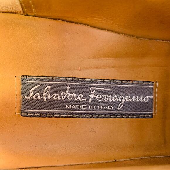 SALVATORE FERRAGAMO Size 8.5 Black Leather Perforated Lace-Up Shoes - Picture 7 of 10